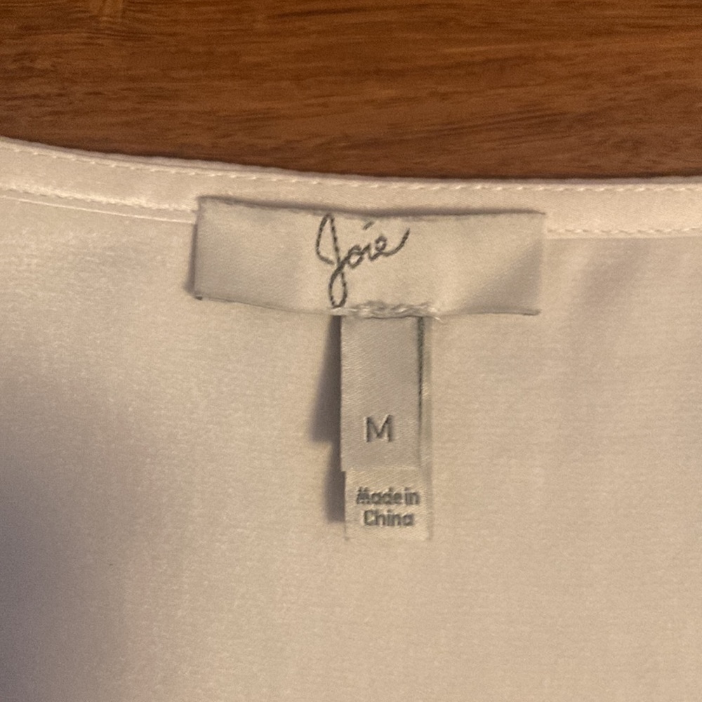 Joie Kynthia white blouse with pearl buttons. Size M - Picture 6 of 11